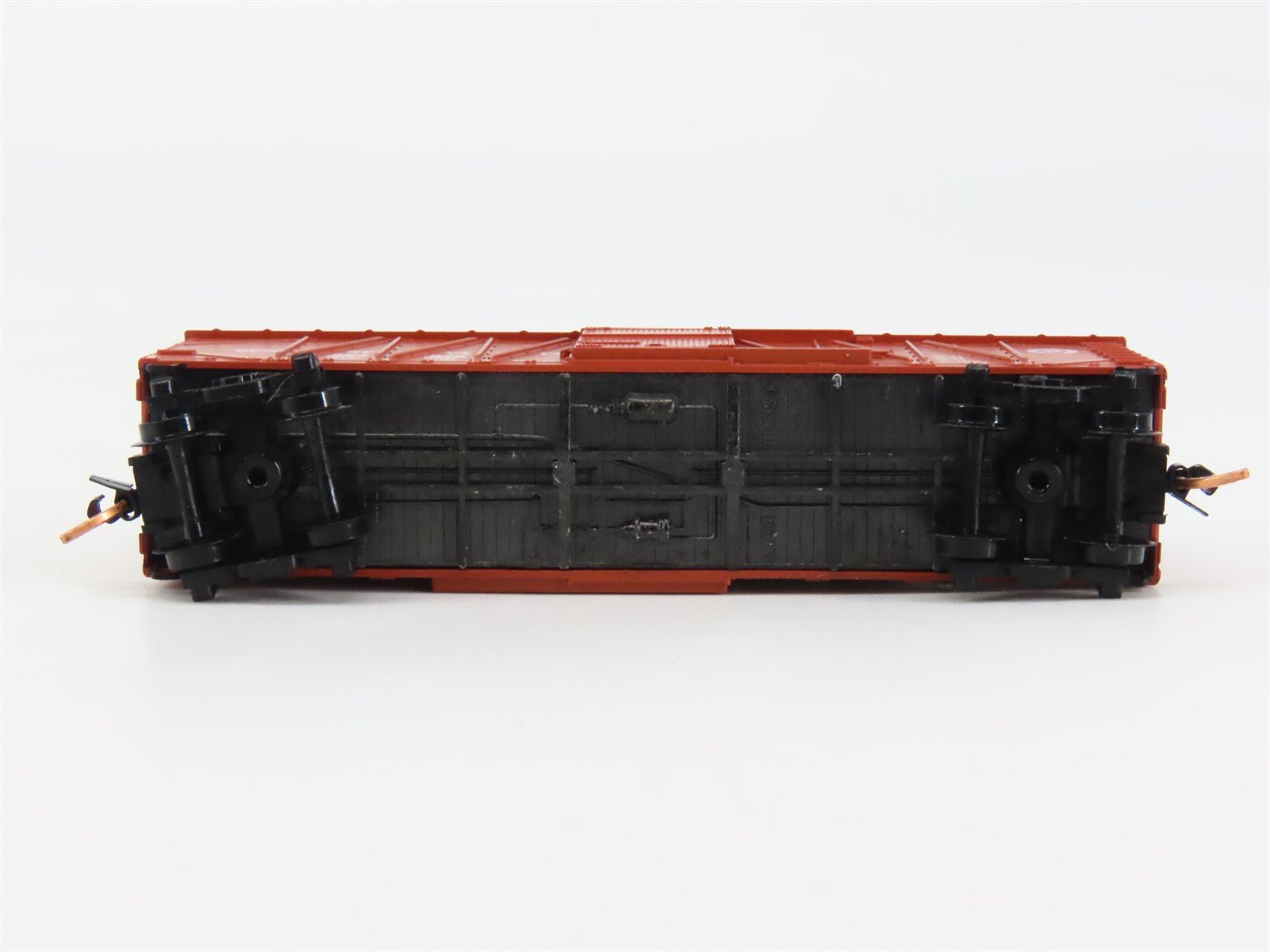 N Scale Micro-Trains 28130 PRR Pennsylvania 40' Box Car 564279 RTR