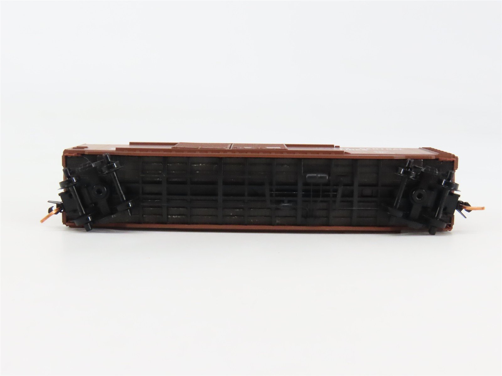 N Scale Micro-Trains 37040 CNJ Jersey Central Lines 50' Box Car 25039 RTR