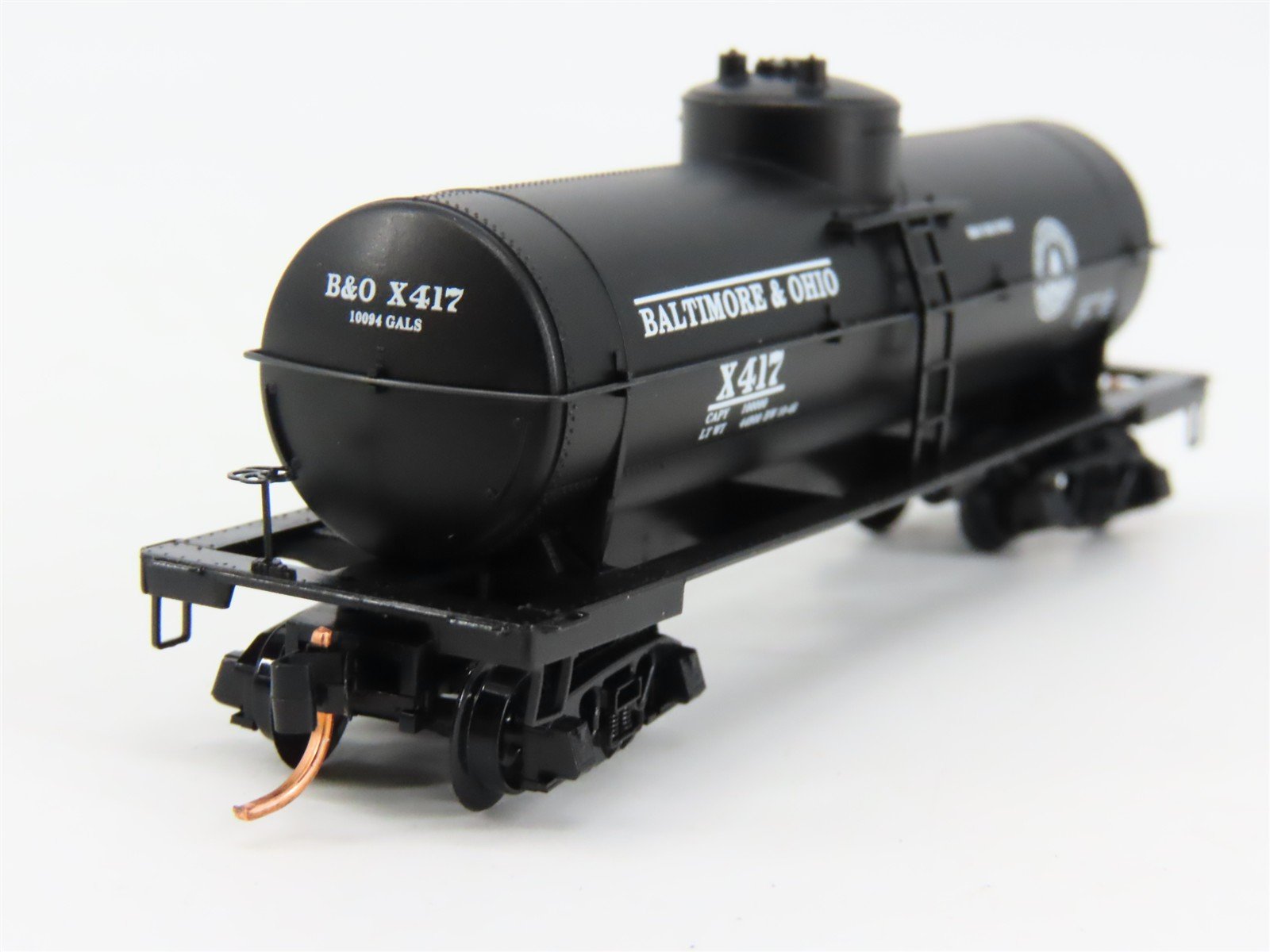 N Scale Micro-Trains 65020 B&O Baltimore & Ohio 39' Tank Car X417 RTR