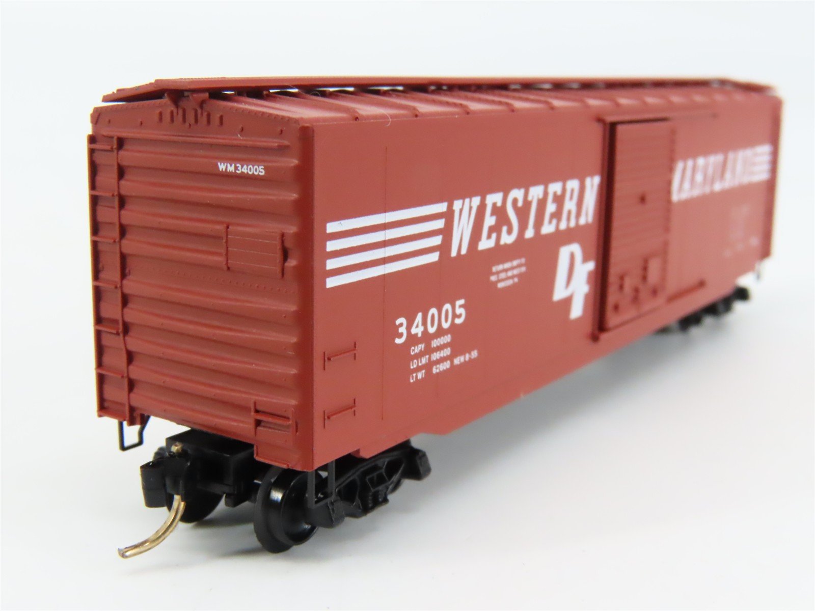 N Scale Micro-Trains 31160 WM Western Maryland 50' Box Car 34005 RTR