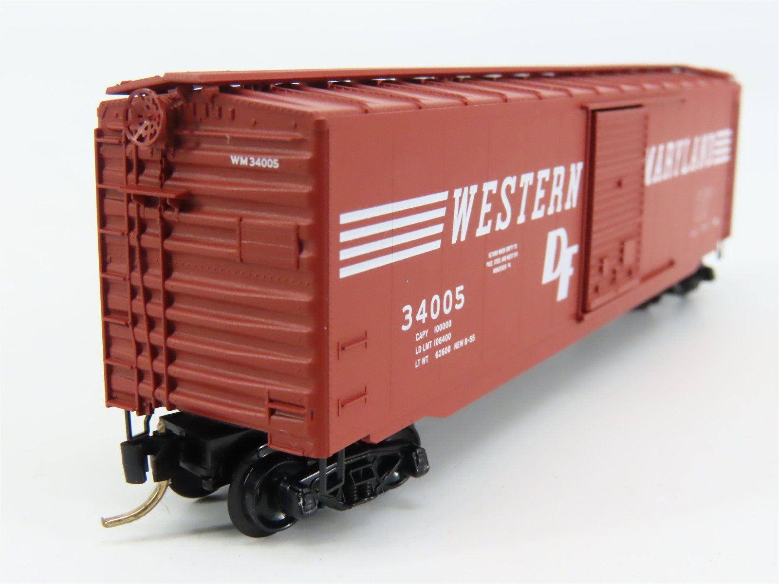 N Scale Micro-Trains 31160 WM Western Maryland 50' Box Car 34005 RTR