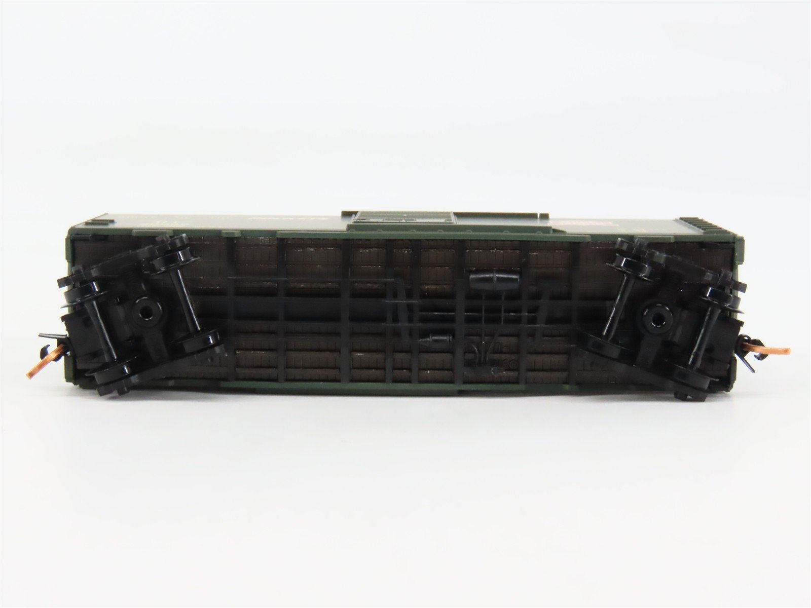 N Scale Micro-Trains 20566 RI Rock Island 40' Box Car 20039 RTR