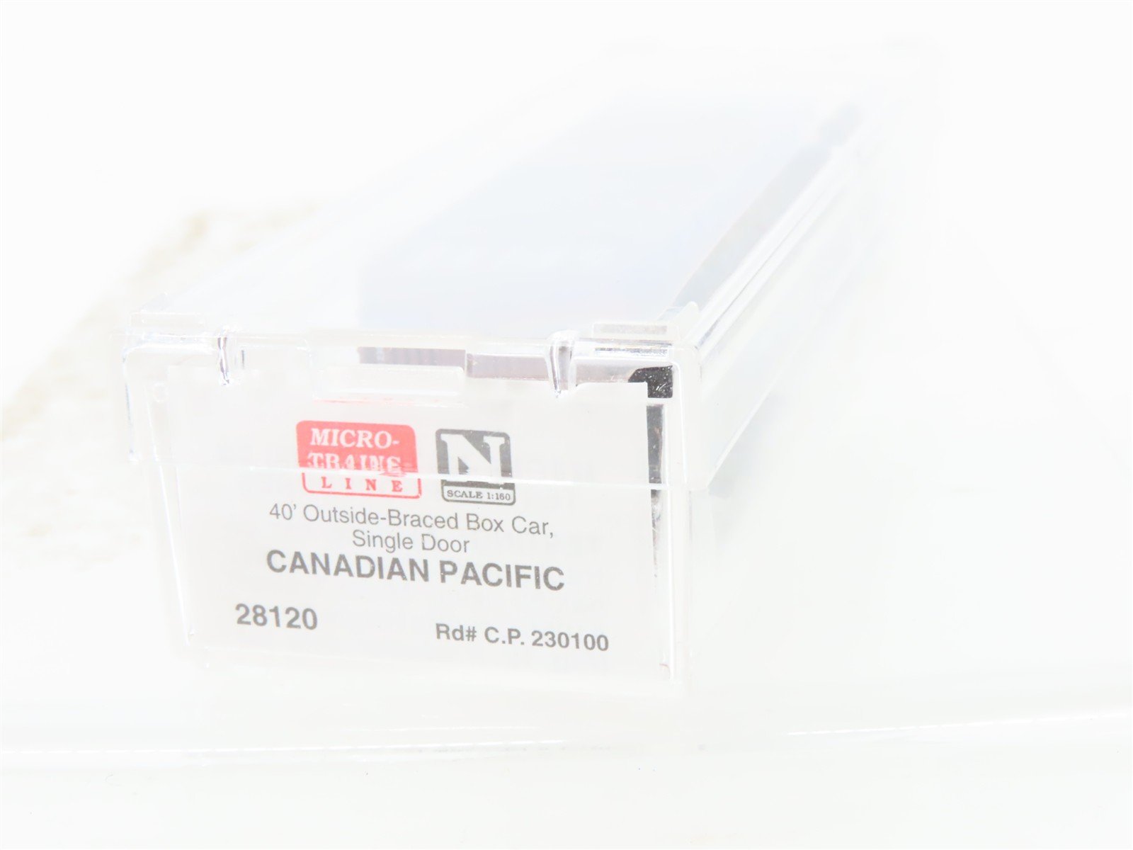 N Scale Micro-Trains 28120 CP Canadian Pacific 40' Box Car 230100 RTR