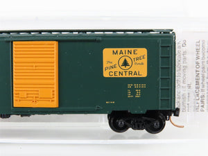 N Scale Micro-Trains 20220 MEC Maine Central 40' Box Car 8217 RTR