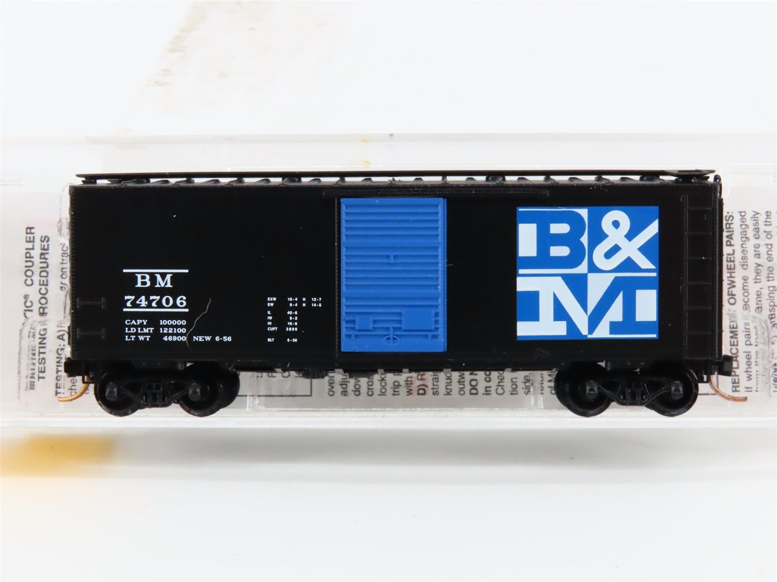 N Scale Micro-Trains 20400 BM Boston & Maine 40' Box Car 74706 RTR