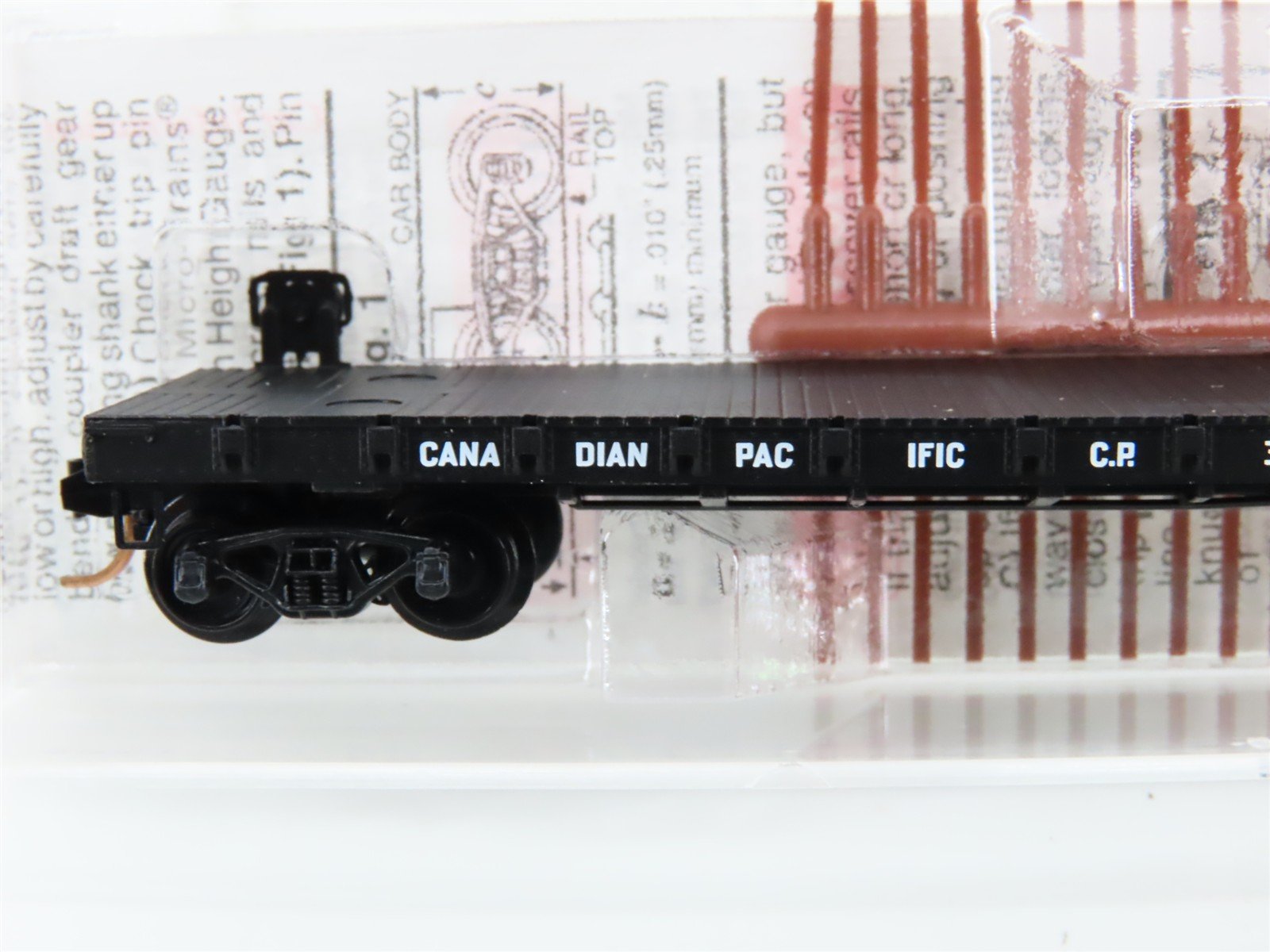 N Scale Micro-Trains 44040 CP Canadian Pacific 50' Flat Car 300057 RTR