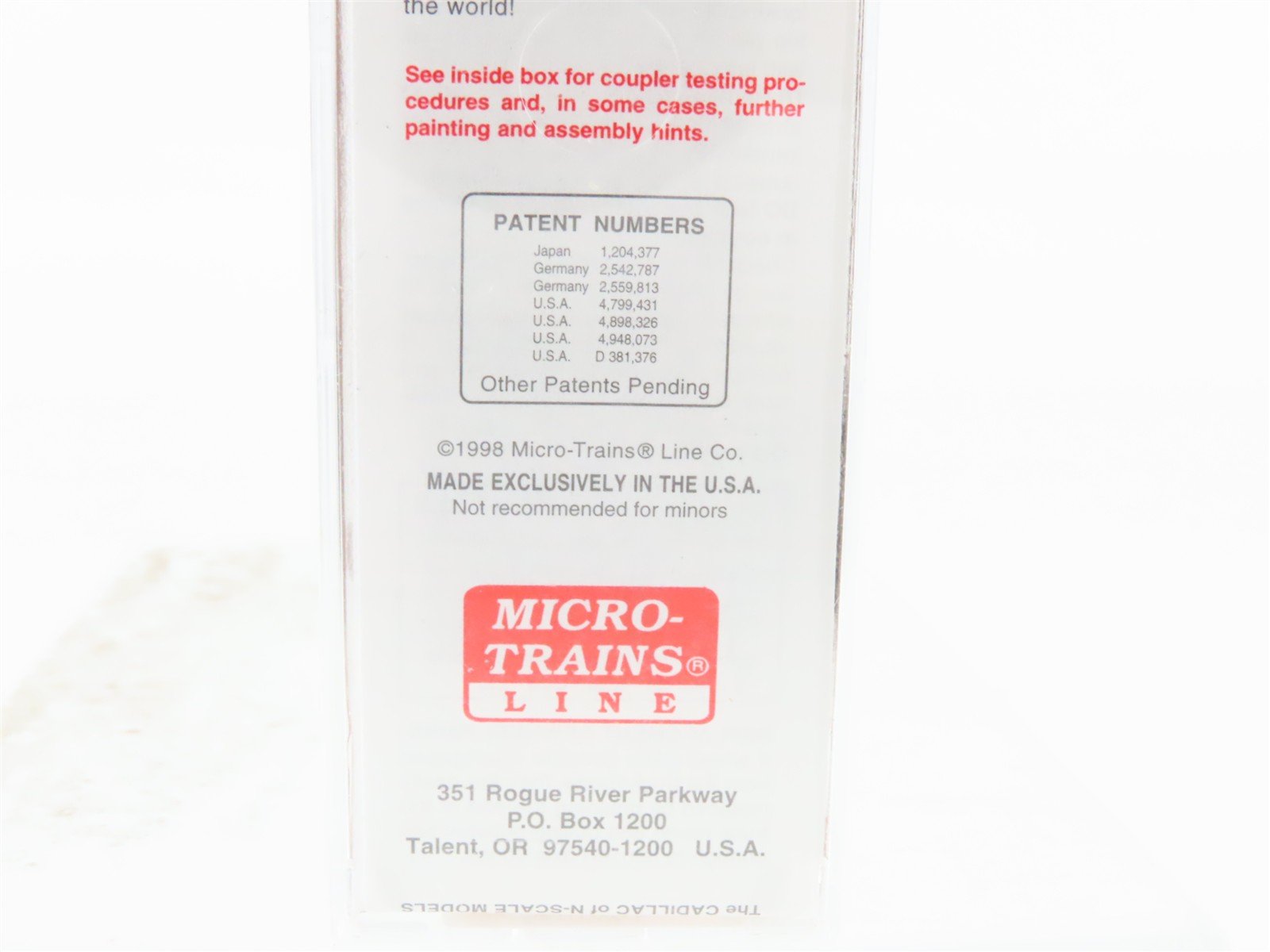 N Scale Micro-Trains 20550 CN Canadian National 40' Box Car 428650 RTR