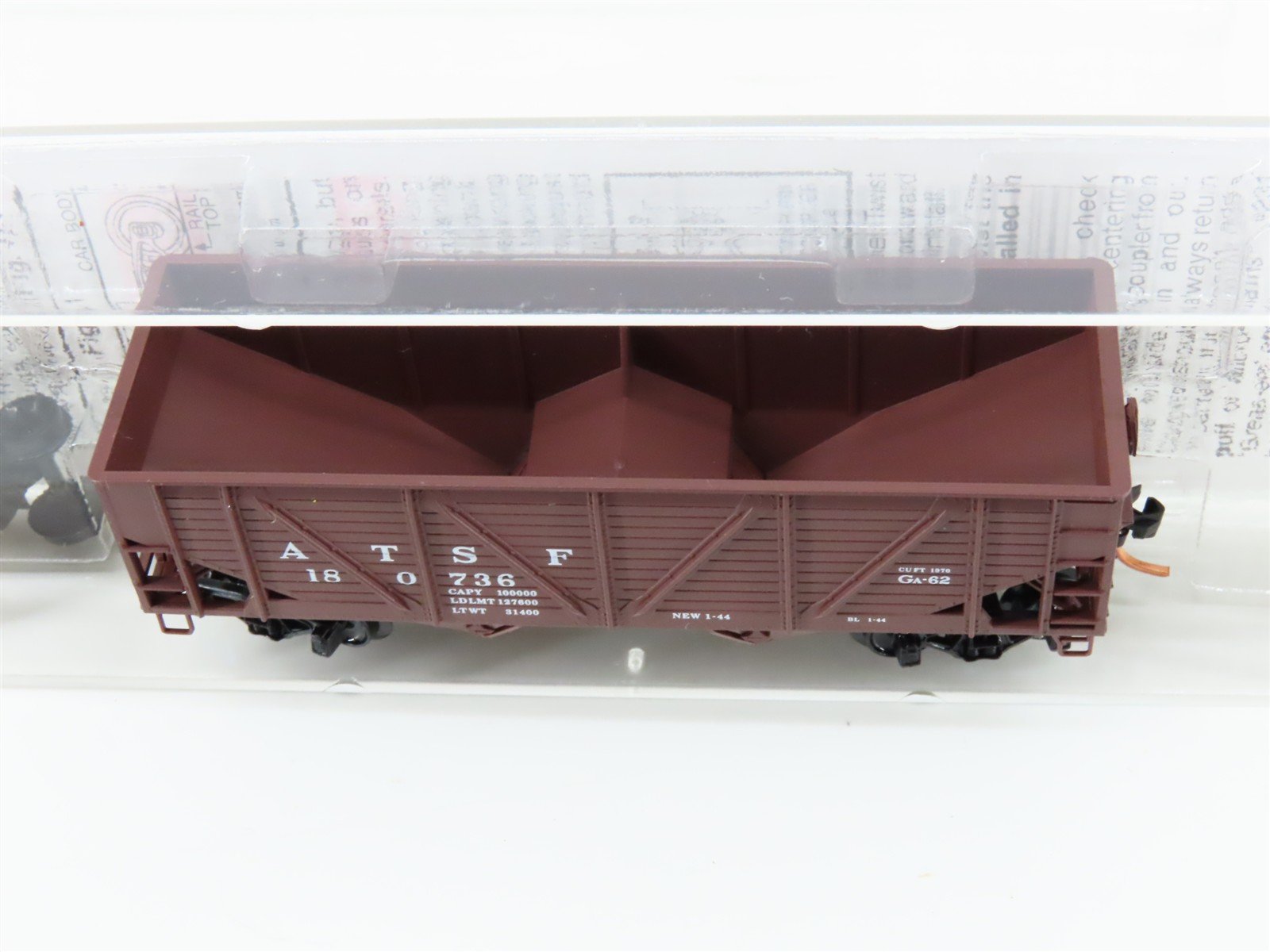 N Scale Micro-Trains 57010 ATSF Santa Fe 33' Hopper 180736 RTR