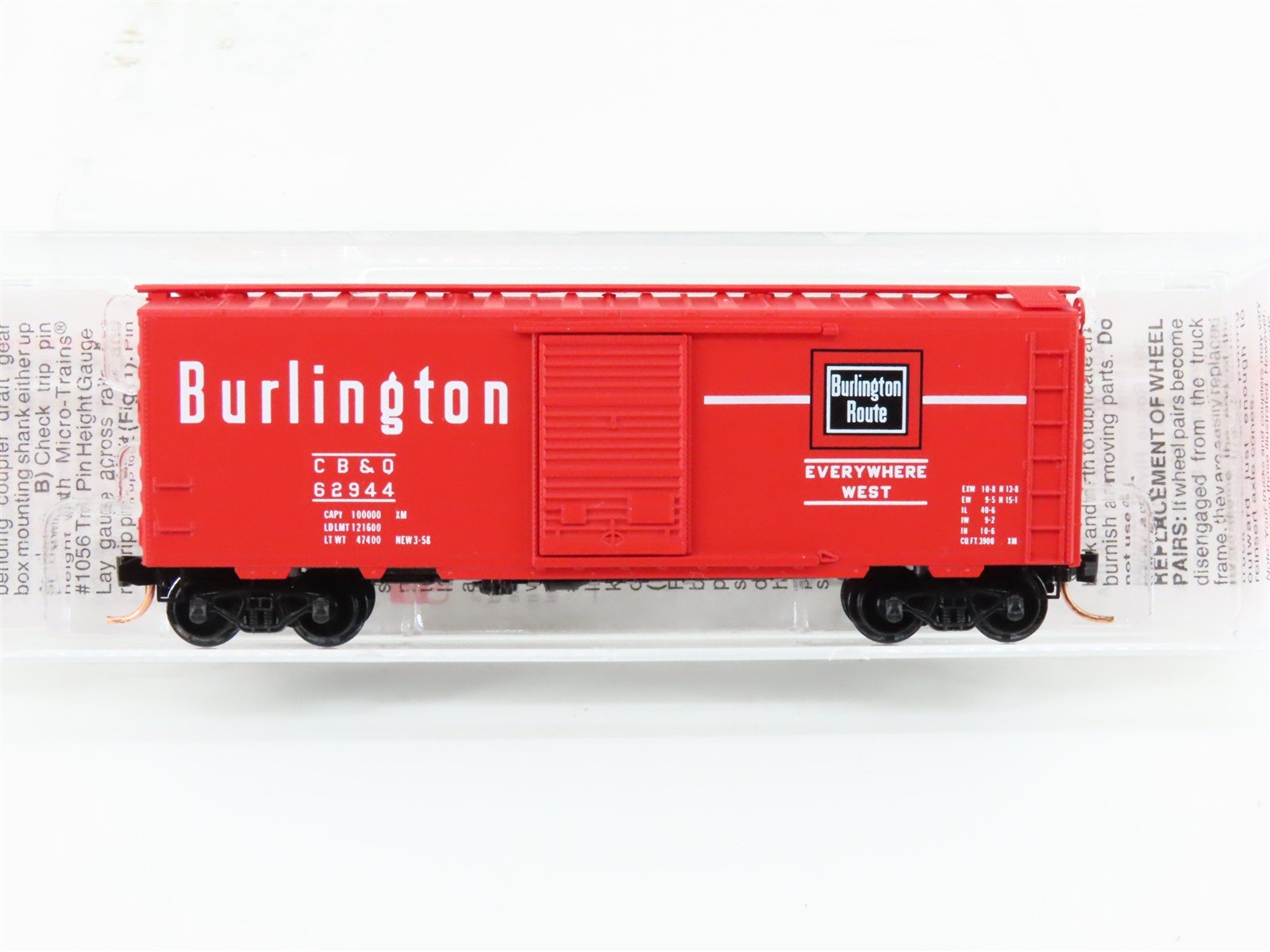 N Scale Micro-Trains 20170 CB&Q Chicago, Burlington & Quincy 40' Box Car RTR