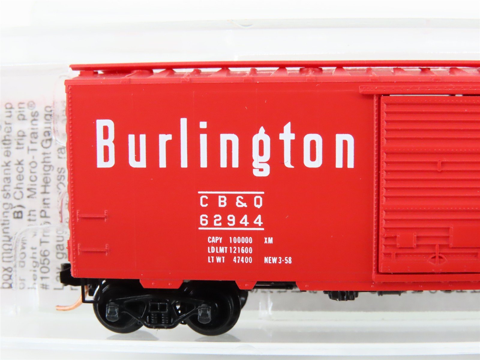 N Scale Micro-Trains 20170 CB&Q Chicago, Burlington & Quincy 40' Box Car RTR