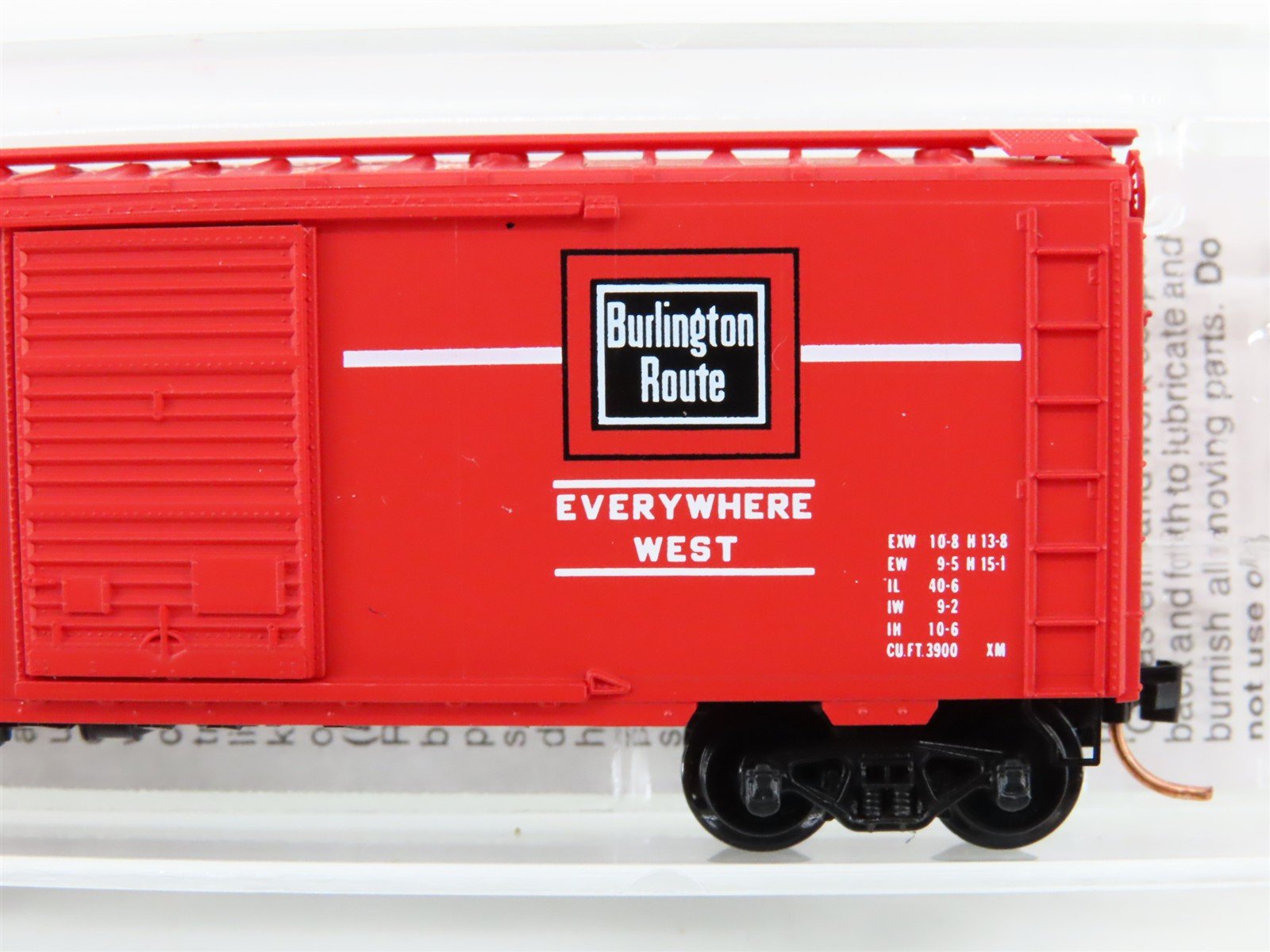 N Scale Micro-Trains 20170 CB&Q Chicago, Burlington & Quincy 40' Box Car RTR