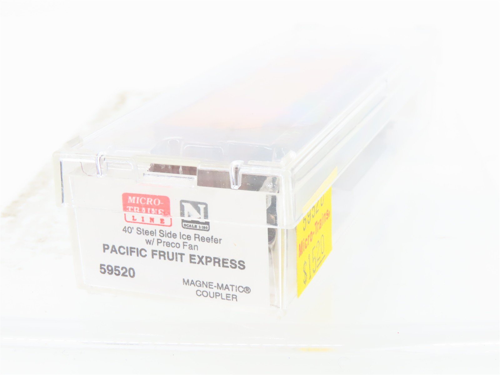 N Scale Micro-Trains 59520 PFE Pacific Fruit Express 40' Reefer 41507 RTR