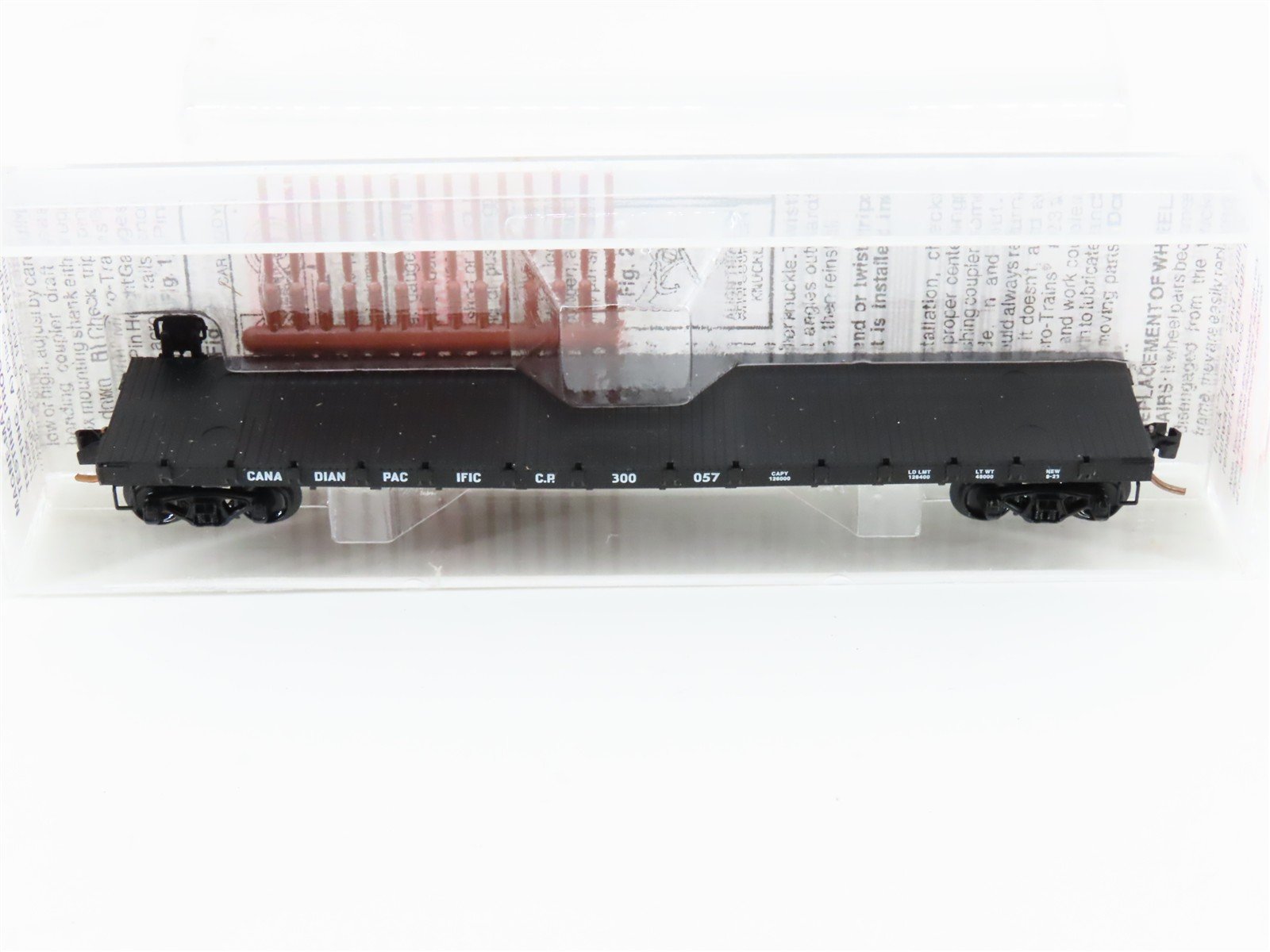 N Scale Micro-Trains 44040 CP Canadian Pacific 50' Flat Car 300057 RTR