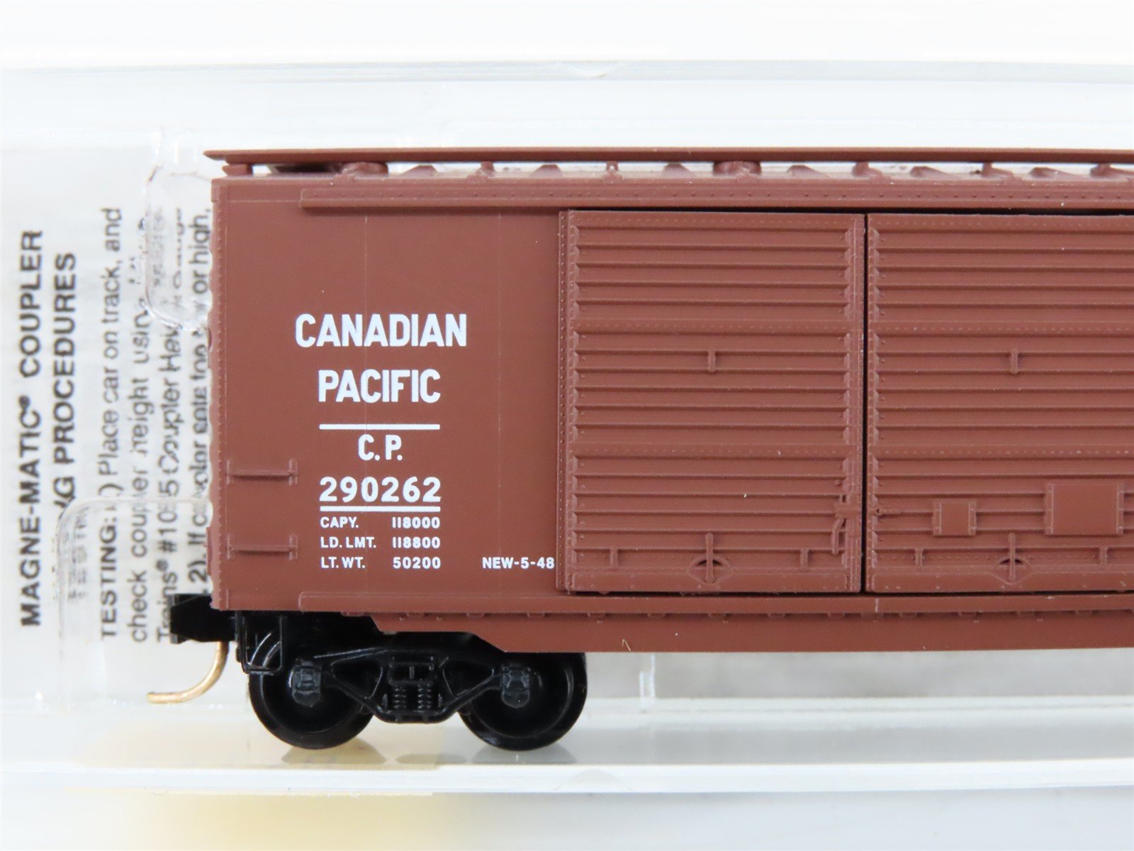 N Scale Micro-Trains 23140 CP Canadian Pacific 40' Box Car 290262 RTR
