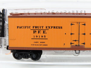 N Scale Micro-Trains MTL 47060 SP UP PFE Pacific Fruit Express 40' Reefer #19195
