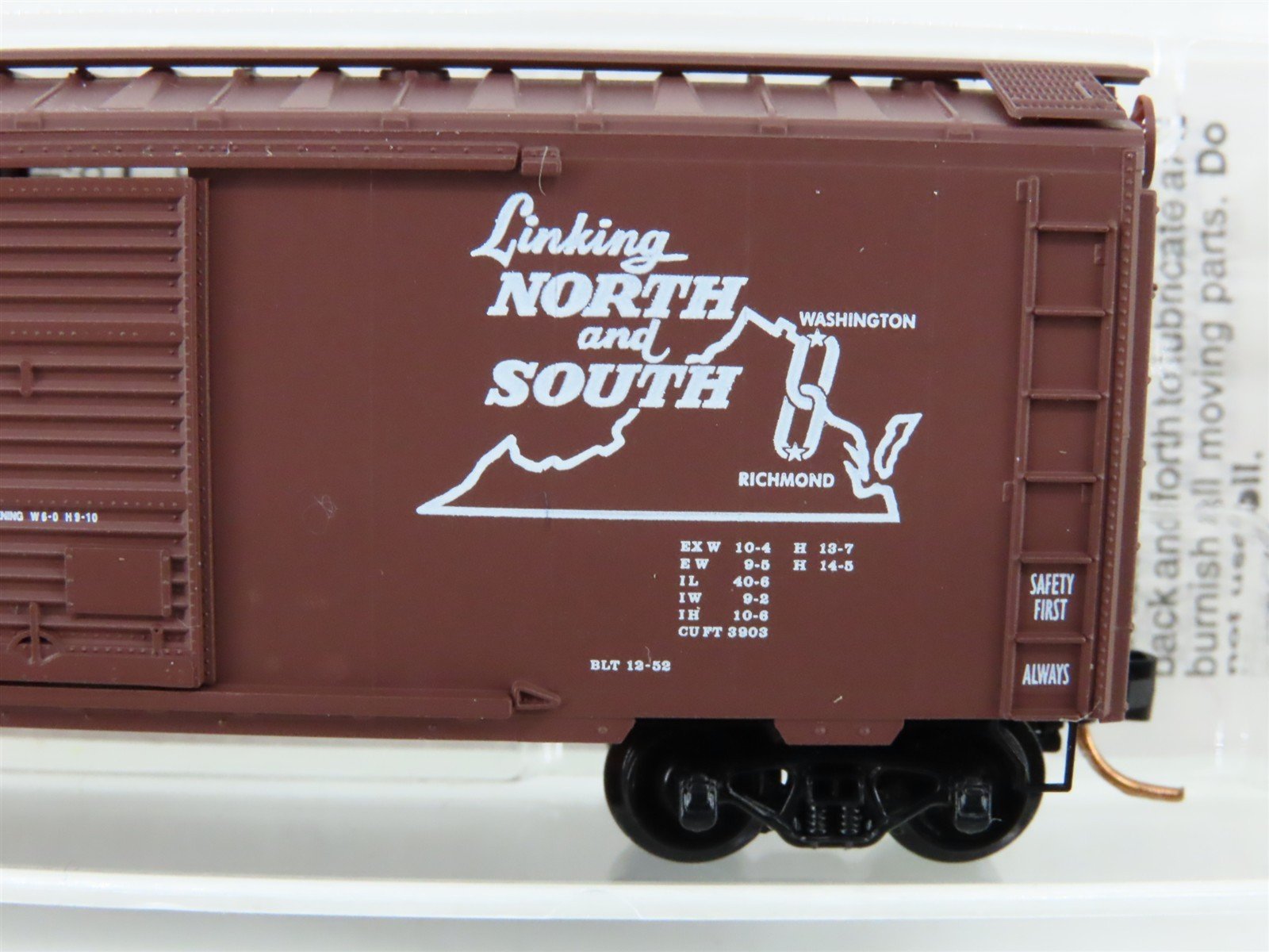 N Micro-Trains MTL 20516 RF&P Richmond Fredericksburg & Potomac 40' Boxcar #2838