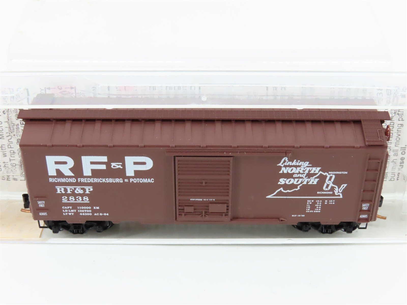 N Micro-Trains MTL 20516 RF&P Richmond Fredericksburg & Potomac 40' Boxcar #2838