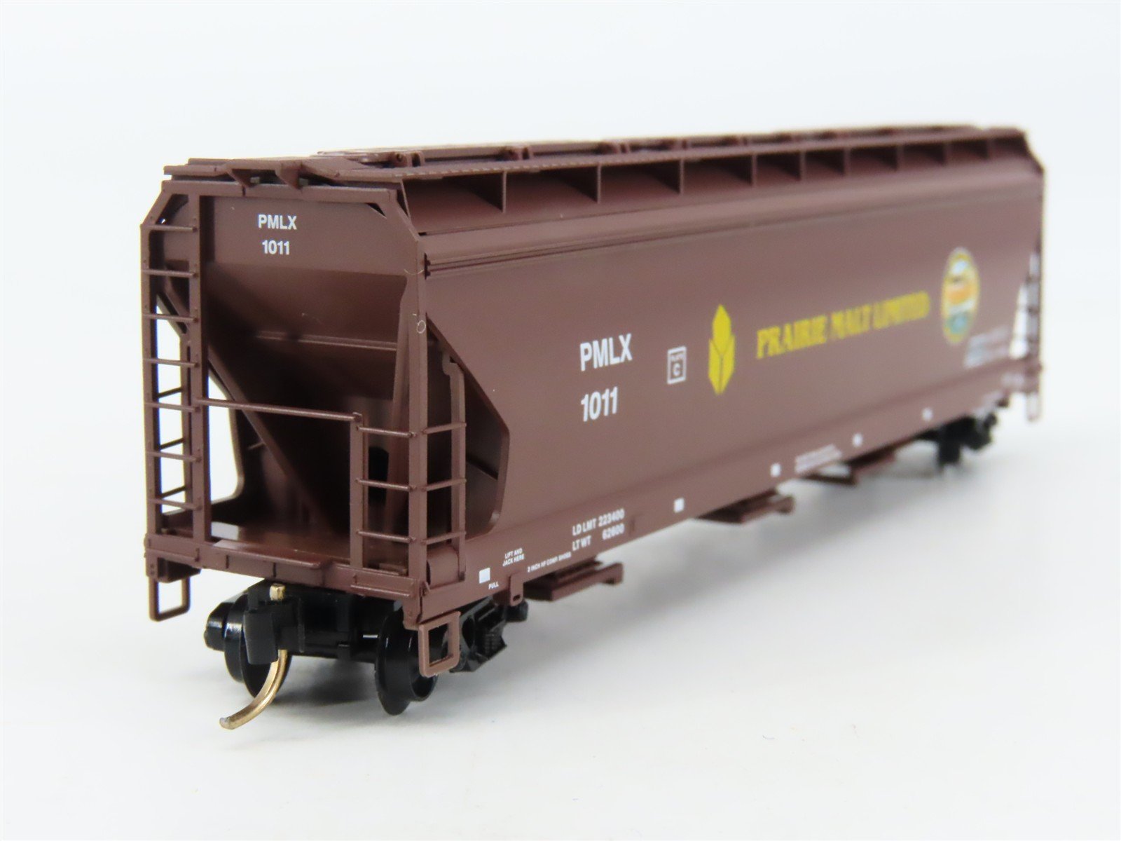 N Scale Micro-Trains 12510 PMLX Prairie Malt Limited 3-Bay Covered Hopper RTR