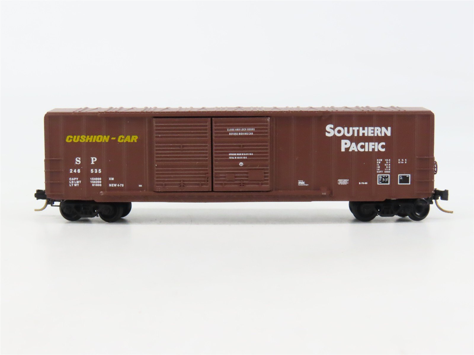 N Scale Micro-Trains 30050 SP Southern Pacific 50' Box Car 246535 RTR