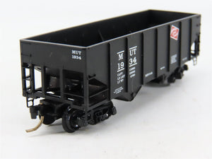N Scale Micro-Trains 1934 MUT Milwaukee Union Terminal 2-Bay Hopper 1934 RTR