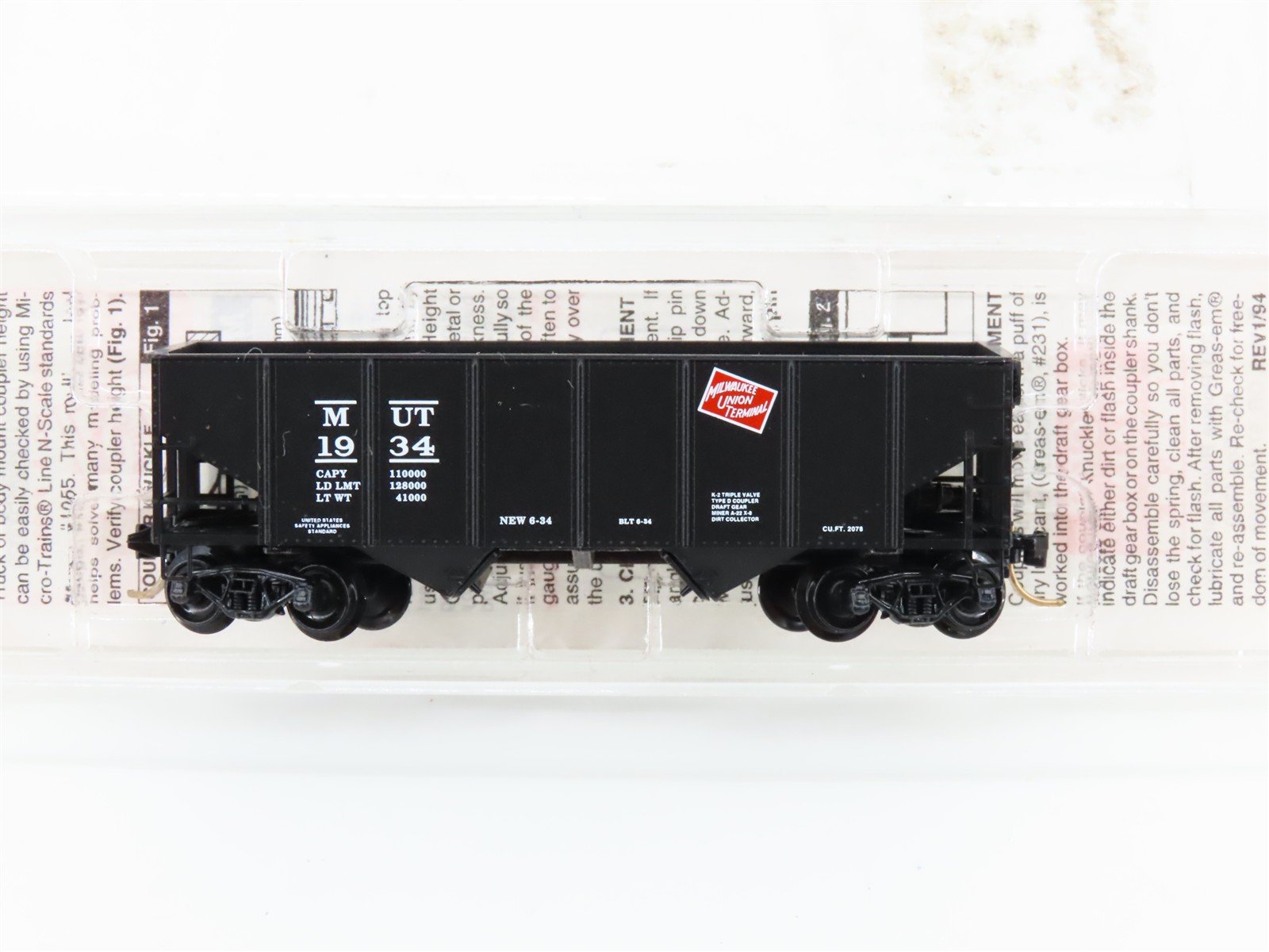N Scale Micro-Trains 1934 MUT Milwaukee Union Terminal 2-Bay Hopper 1934 RTR