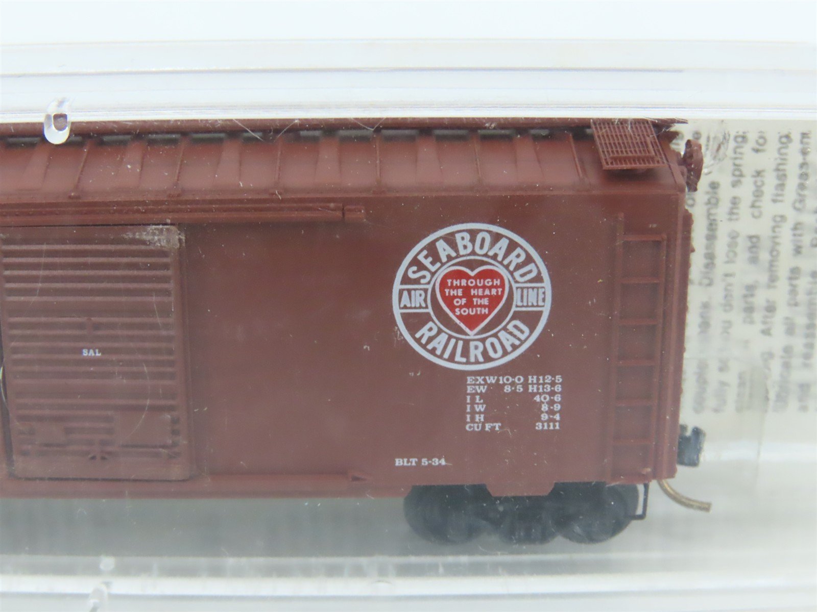 N Scale Micro-Trains 20026 SAL Seaboard 40' Box Car 17075 RTR