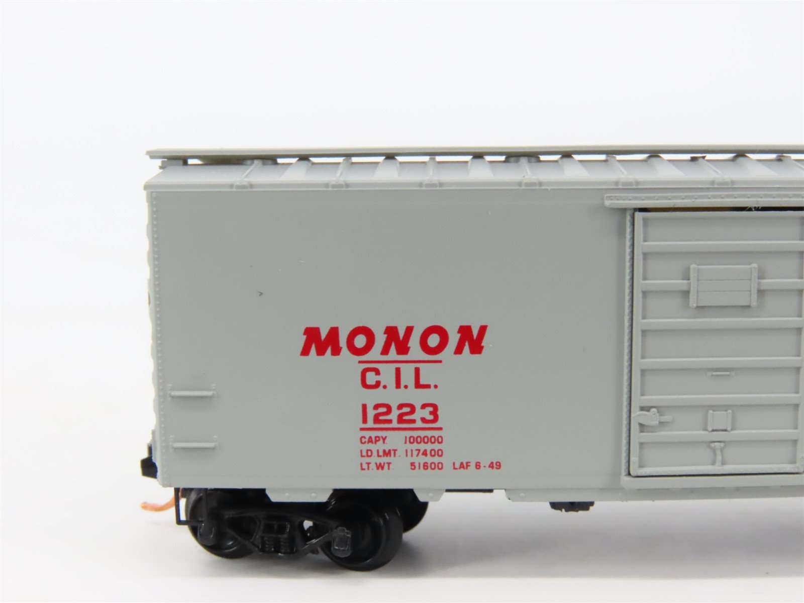 N Scale Micro-Trains 20576 CIL Monon 40' Box Car 1223 RTR
