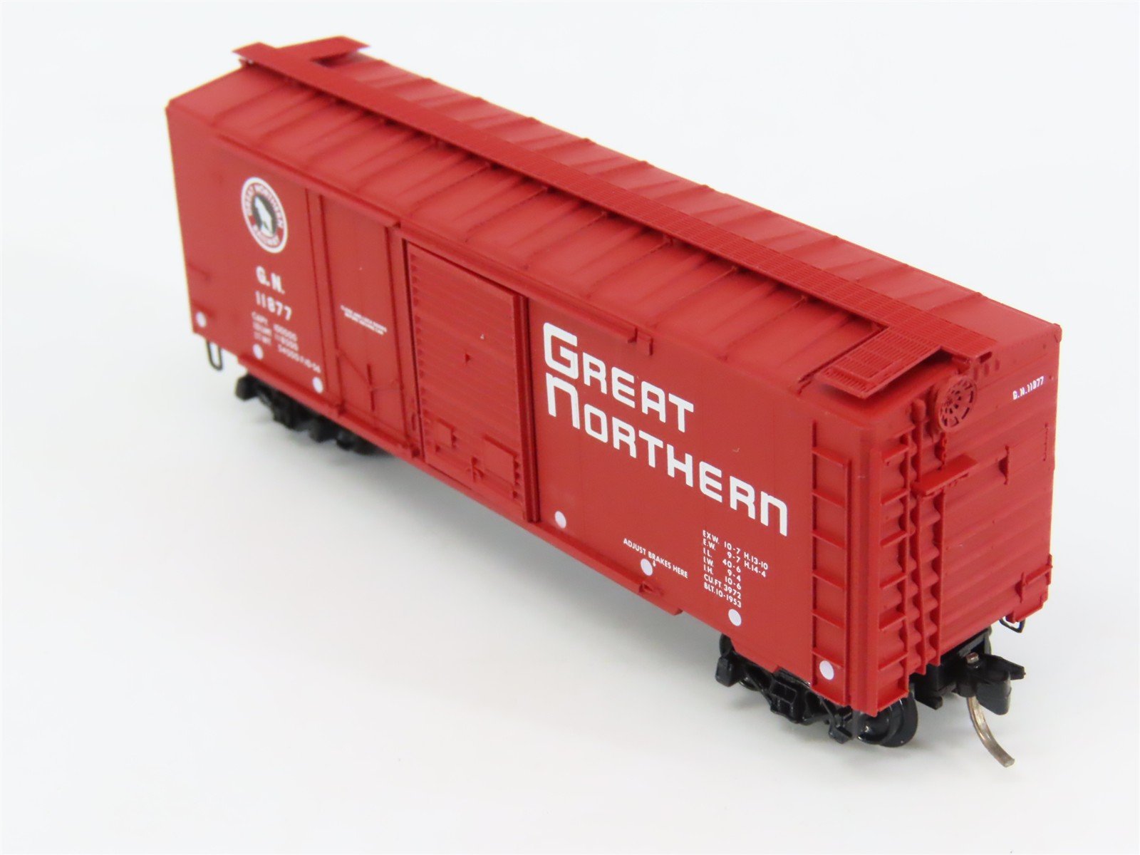 N Scale Micro-Trains 22020 GN Great Northern 40' Box Car 11877 RTR