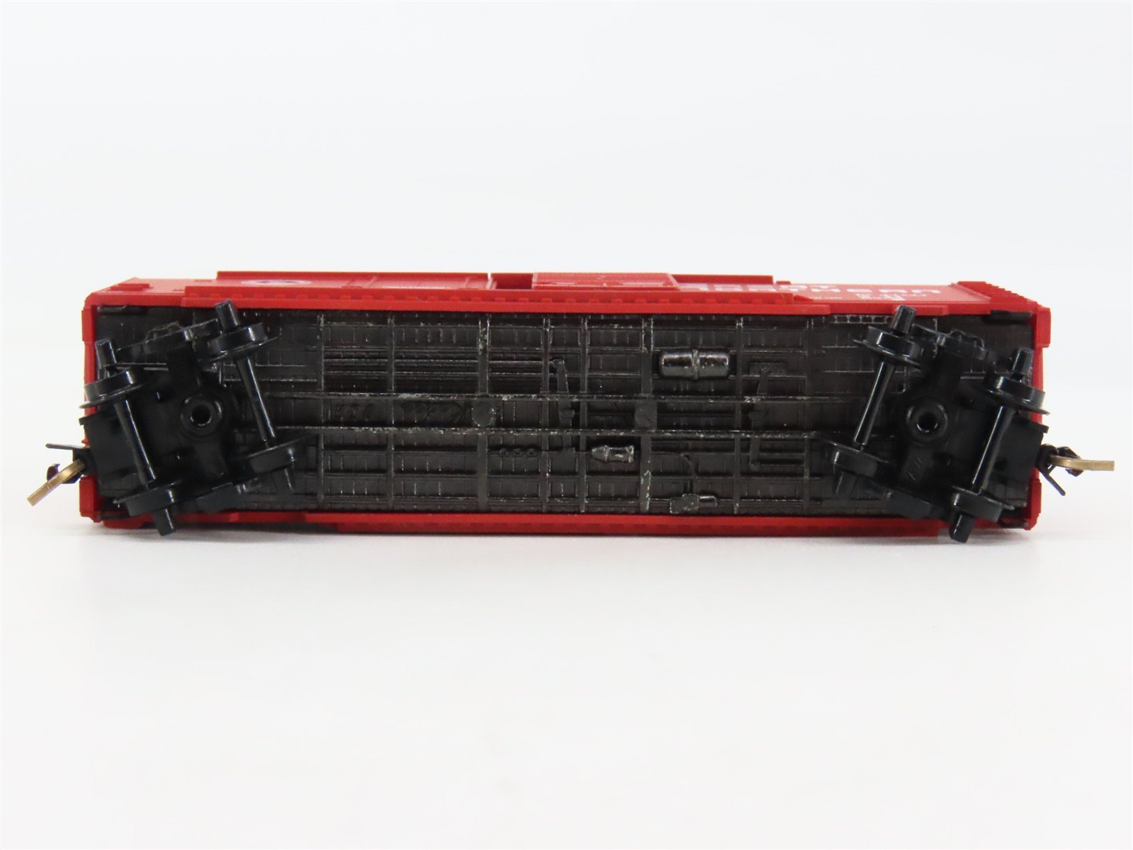 N Scale Micro-Trains 22020 GN Great Northern 40' Box Car 11877 RTR
