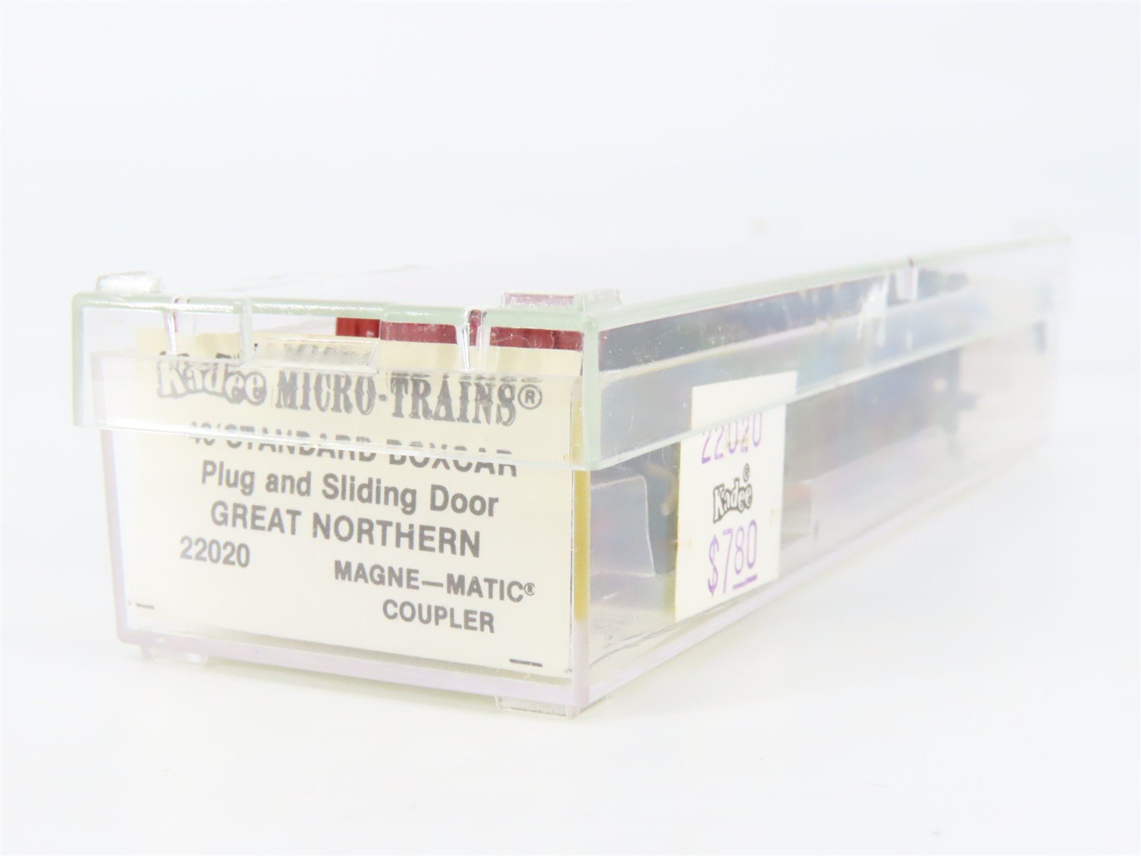 N Scale Micro-Trains 22020 GN Great Northern 40' Box Car 11877 RTR