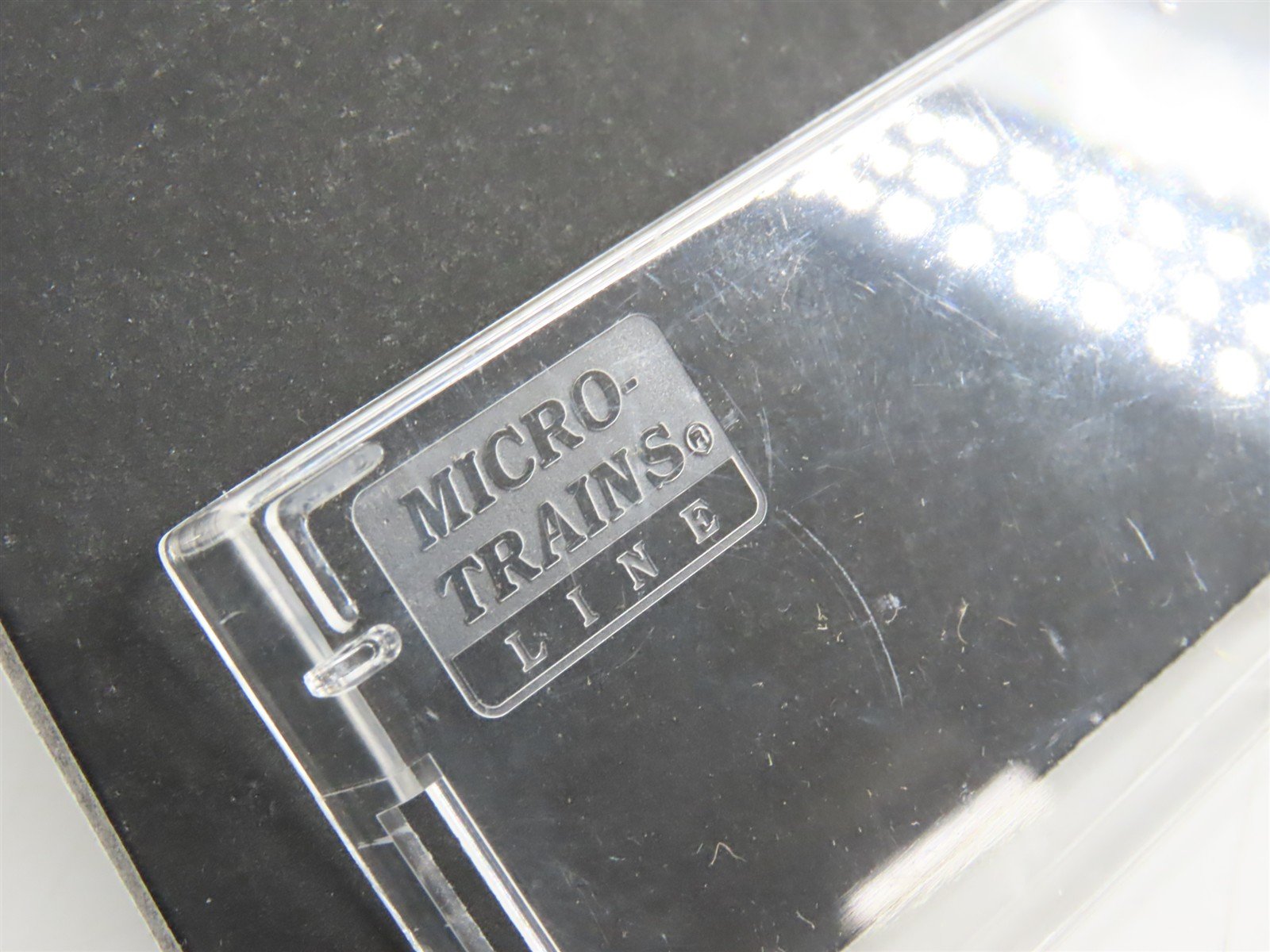 N Scale Micro-Trains 06500682 TCX Texaco 39' Tank Car 8268 RTR