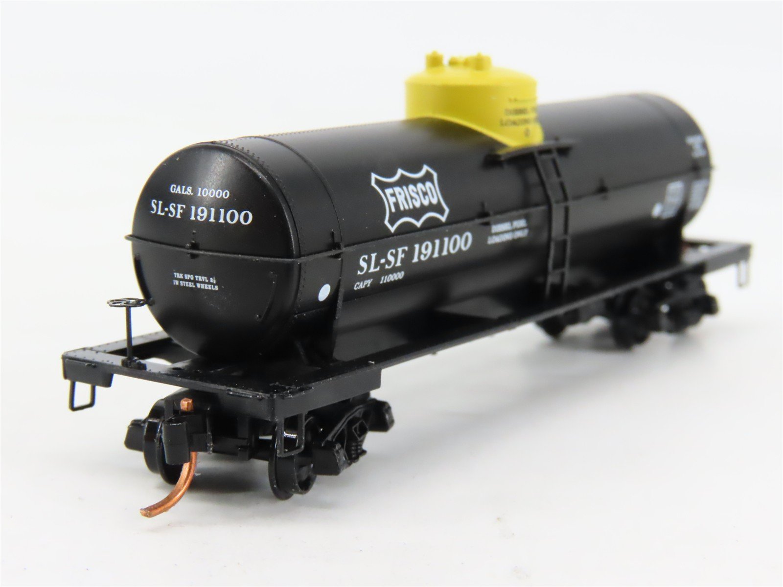 N Scale Micro-Trains 06500712 39' Single Dome Tank Car RTR