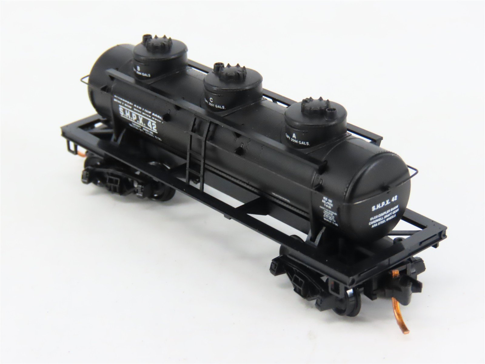 N Scale Micro-Trains 06600070 SHPX Shippers' Car Line 3-Dome Tank Car 42 RTR