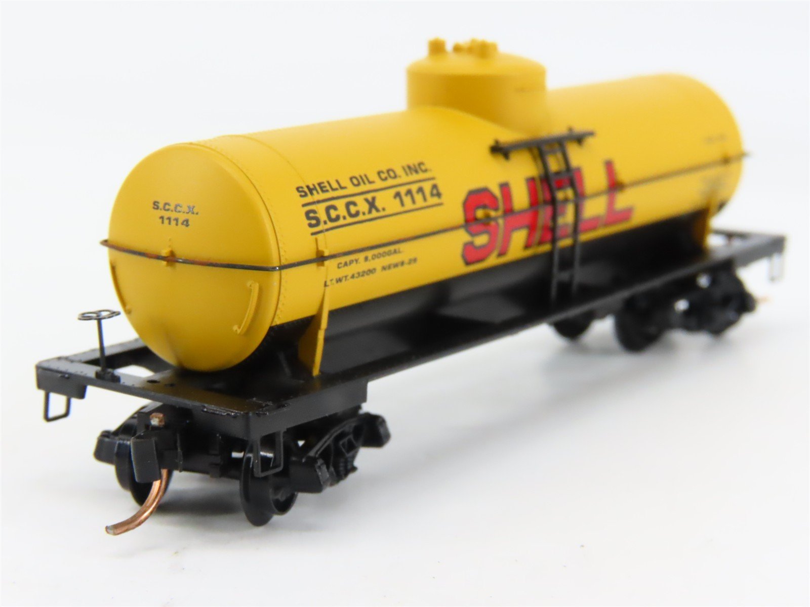 N Scale Micro-Trains SCCX Shell Oil Company Tank Car 1114 RTR