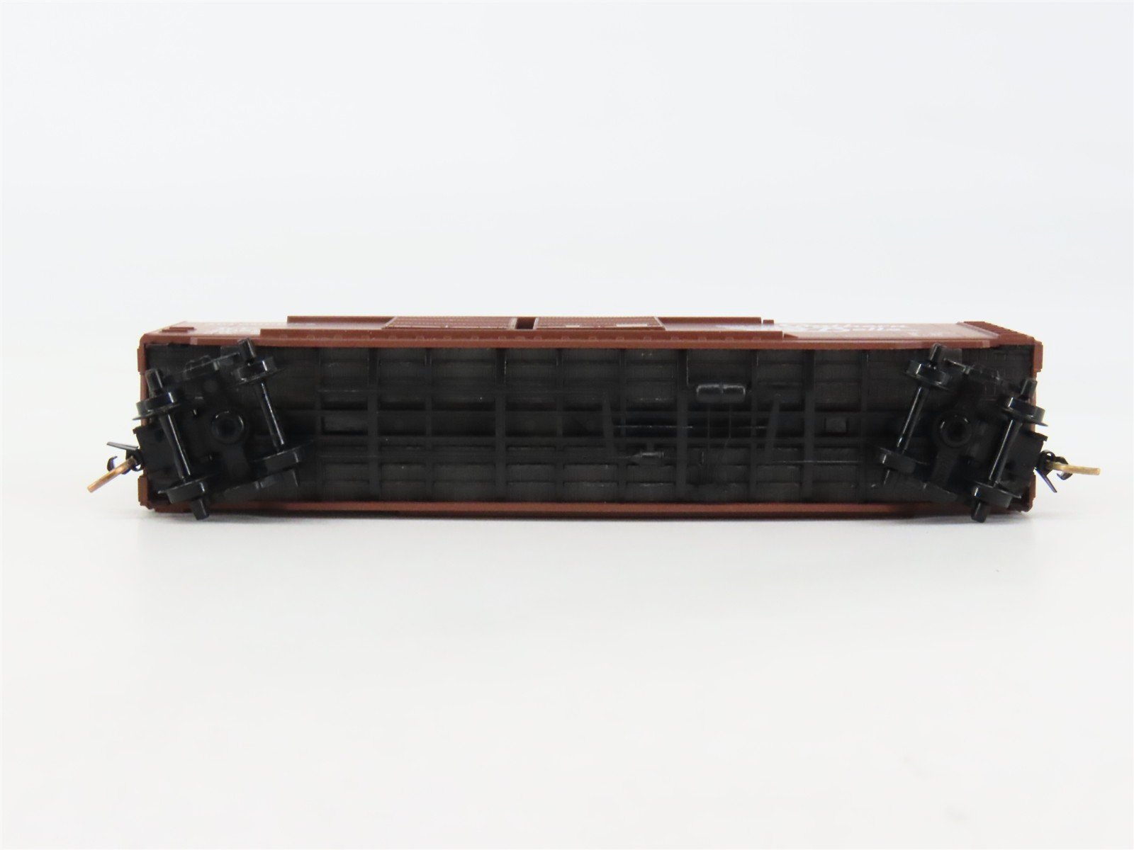 N Scale Micro-Trains 34230 KCS Kansas City Southern 50' Box Car 20899 RTR