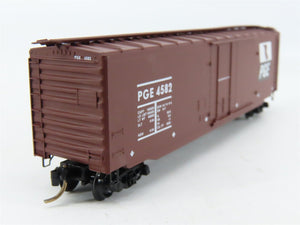 N Scale Micro-Trains 32260 PGE Pacific Great Eastern 50' Box Car 4582 RTR