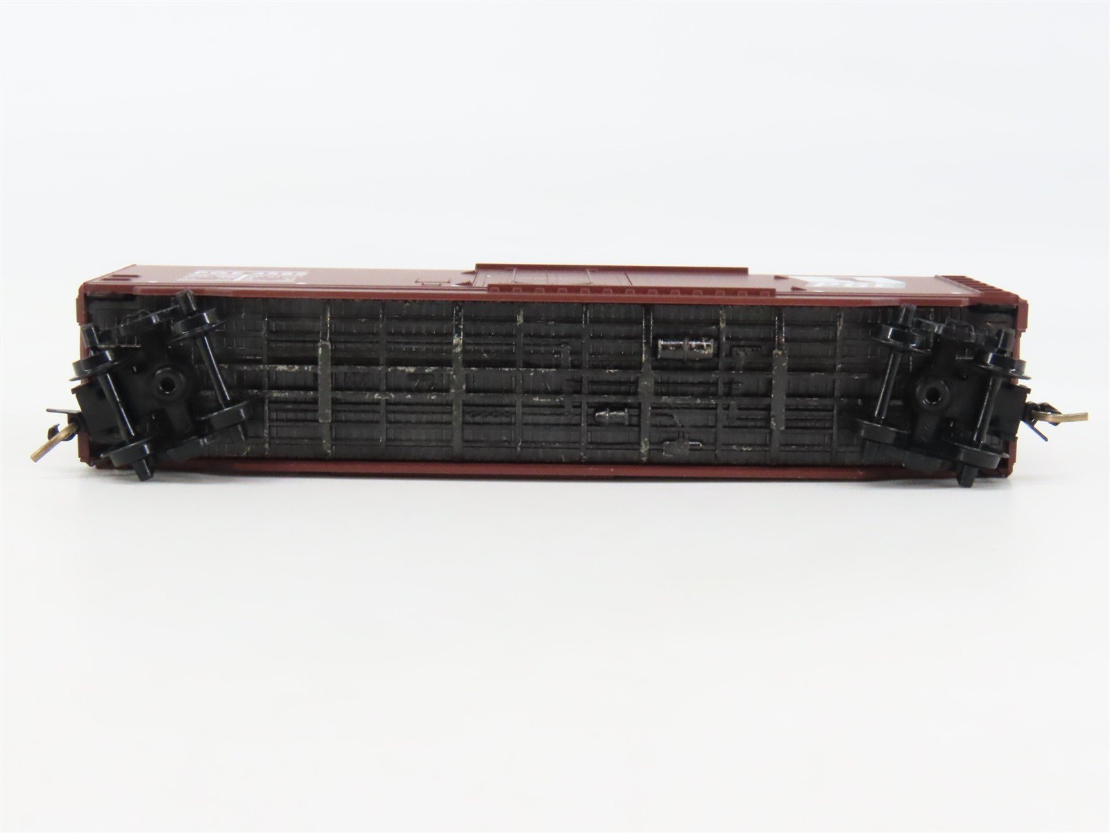 N Scale Micro-Trains 32260 PGE Pacific Great Eastern 50' Box Car 4582 RTR