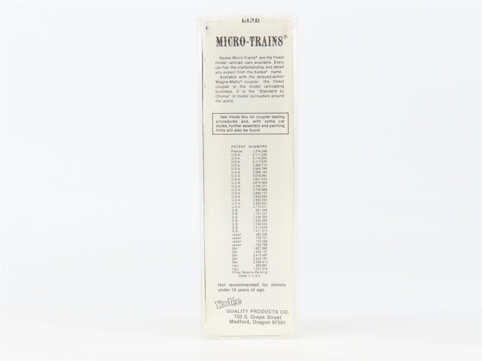 N Scale Micro-Trains 32260 PGE Pacific Great Eastern 50' Box Car 4582 RTR