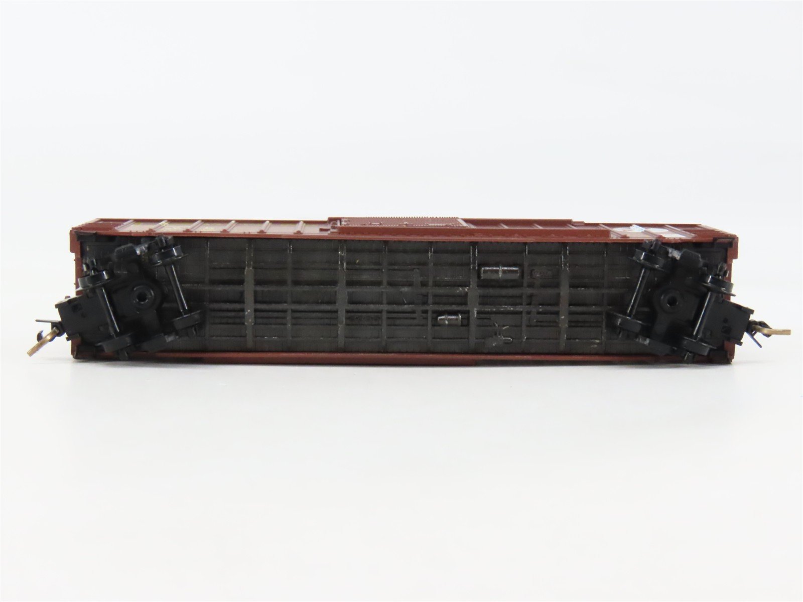 N Scale Micro-Trains 25480 VC Virginia Central 50' Box Car 9017 RTR