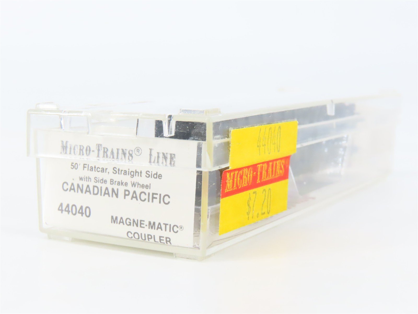 N Scale Micro-Trains 44040 CP Canadian Pacific 50' Flat Car 300049 RTR