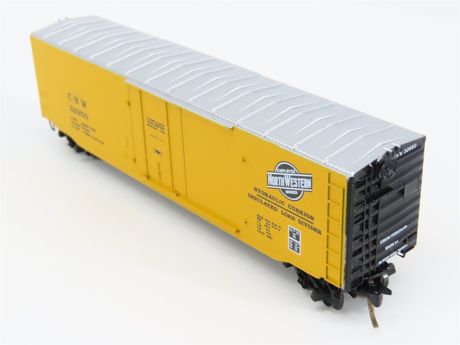 N Scale Kadee / Micro-Trains Line 38180 Chicago & North Western 50' Box Car RTR