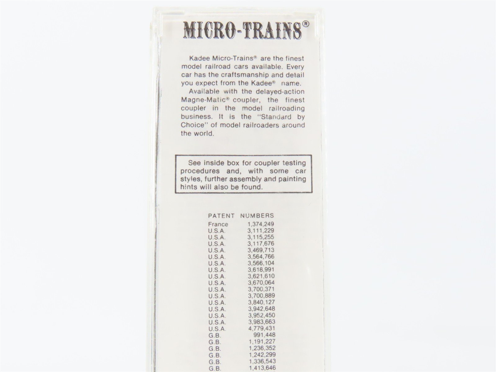 N Scale Kadee / Micro-Trains Line 38180 Chicago & North Western 50' Box Car RTR