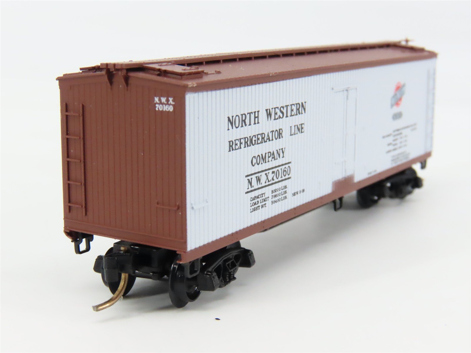 N Scale Micro-Trains 49170 40' Double Sheathed Wood Reefer RTR