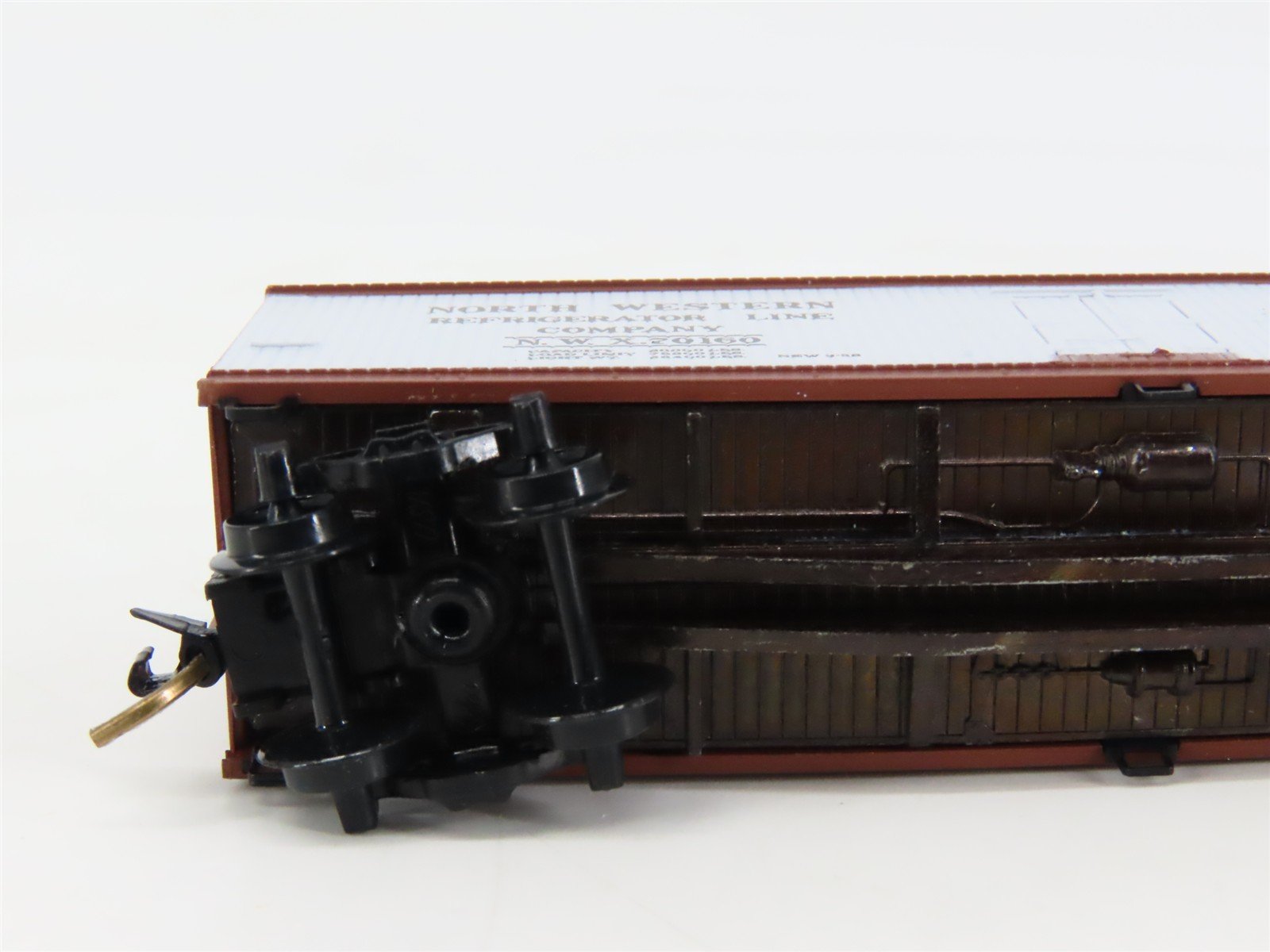N Scale Micro-Trains 49170 40' Double Sheathed Wood Reefer RTR