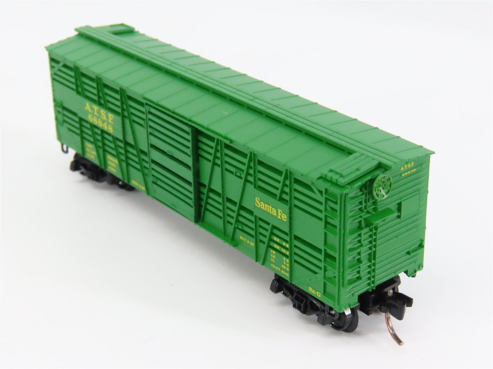 N Scale Micro-Trains 35070 ATSF Santa Fe 40' Stock/Cattle Car 68848 RTR
