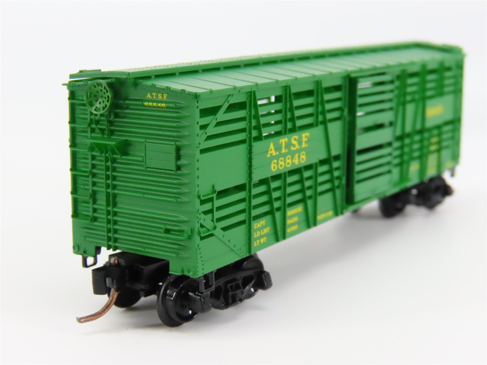 N Scale Micro-Trains 35070 ATSF Santa Fe 40' Stock/Cattle Car 68848 RTR
