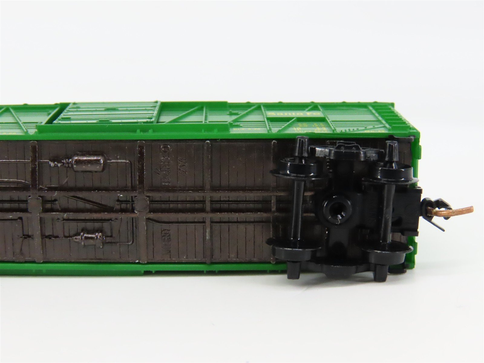 N Scale Micro-Trains 35070 ATSF Santa Fe 40' Stock/Cattle Car 68848 RTR