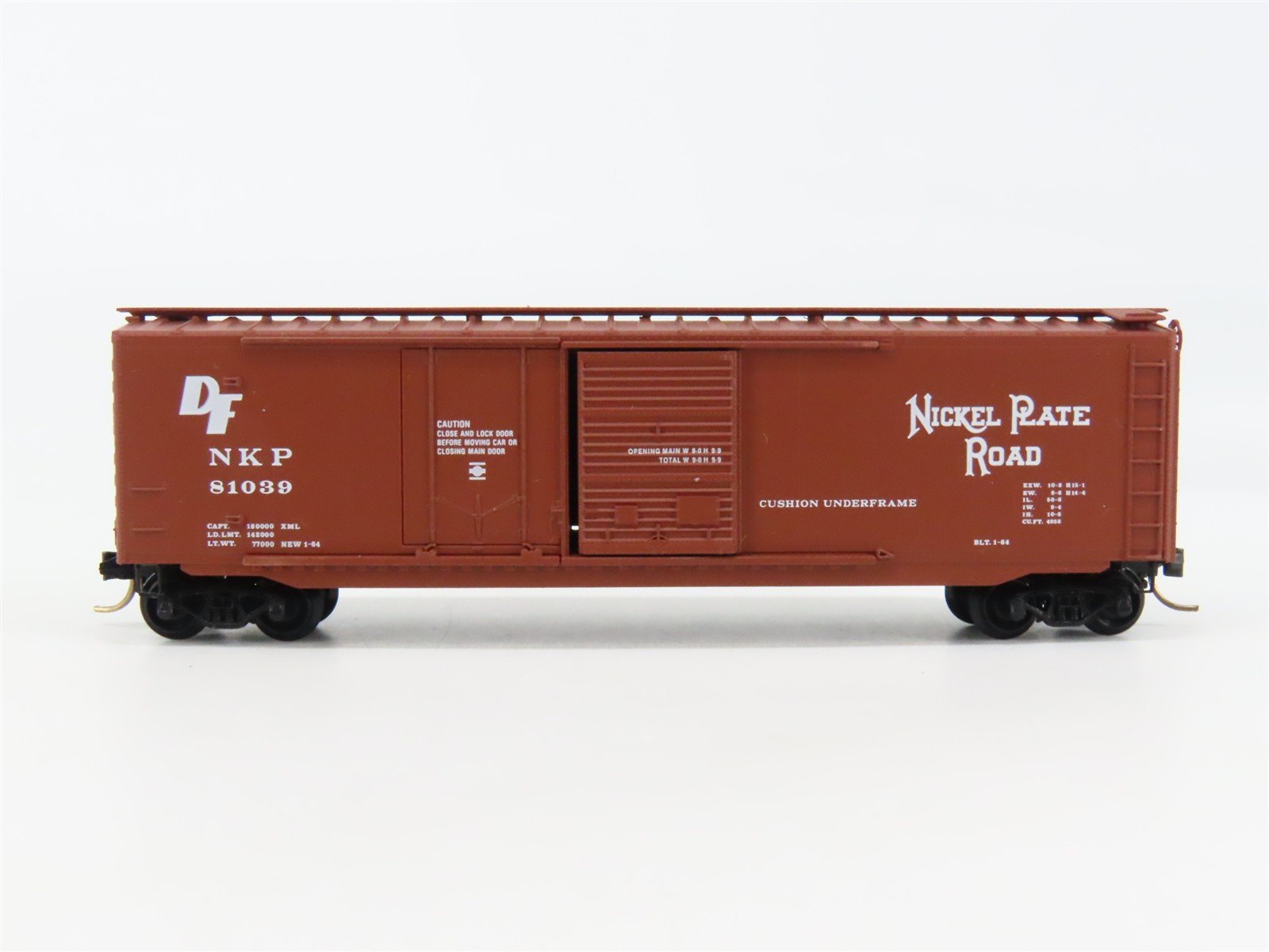 N Scale Micro-Trains 33110 NKP Nickel Plate Road 50' Box Car 81039 RTR