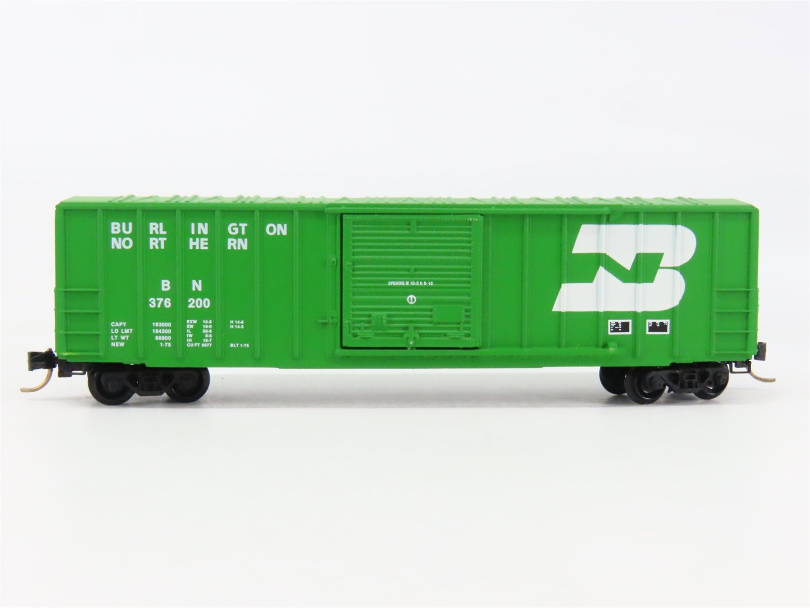 N Scale Micro-Trains 25490 BN Burlington Northern 50' Box Car 376200 RTR