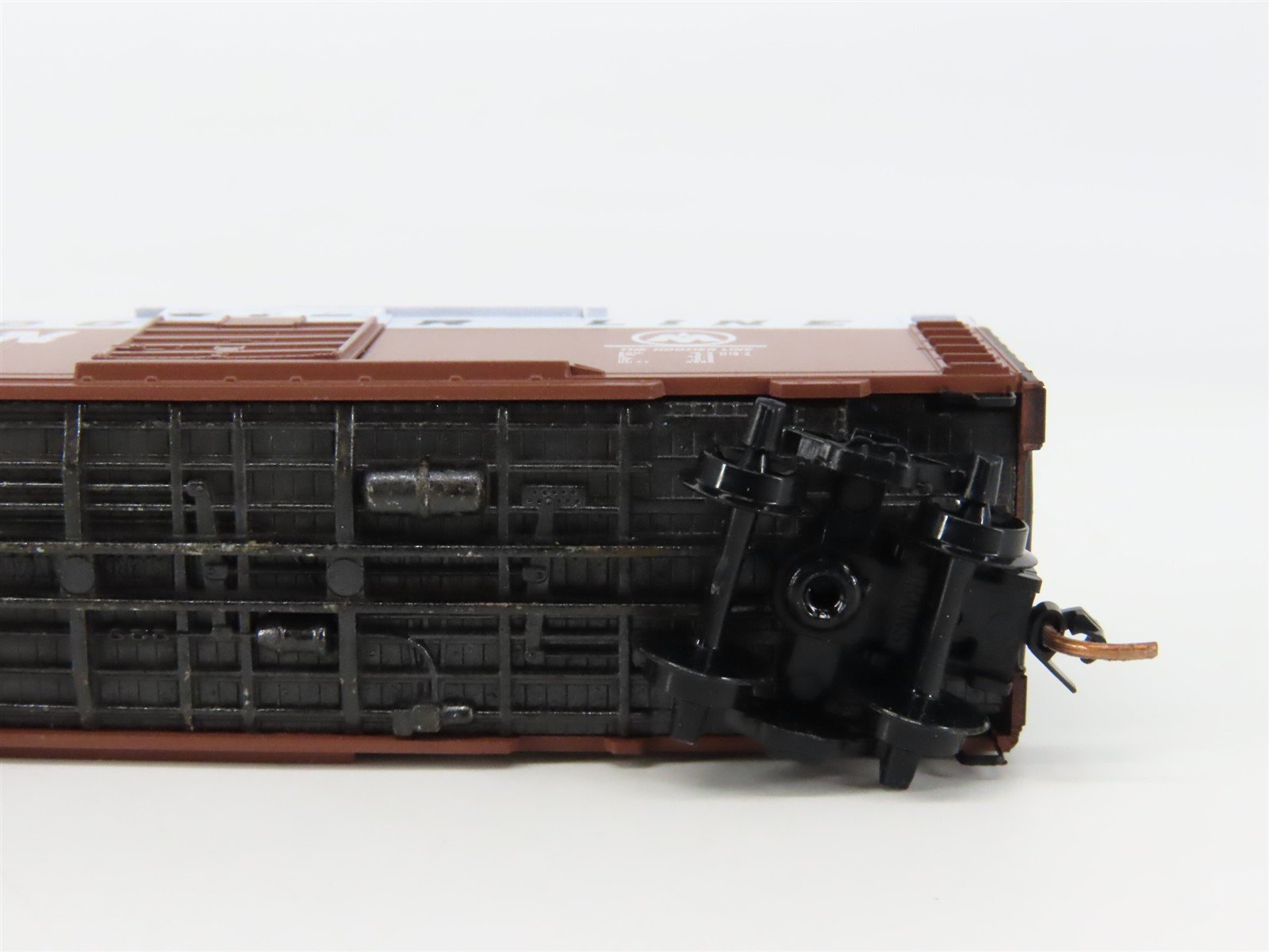 N Scale Micro-Trains 20486 CIL Monon 40' Box Car 861 RTR